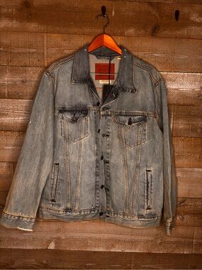Levi's Men's NWT Denim The Trucker Jacket - Light Blue